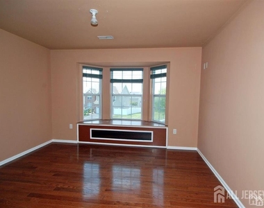 41 Fritz Drive - Photo Thumbnail 22