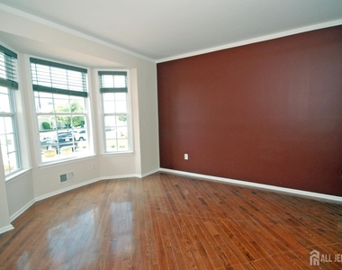 41 Fritz Drive - Photo Thumbnail 7