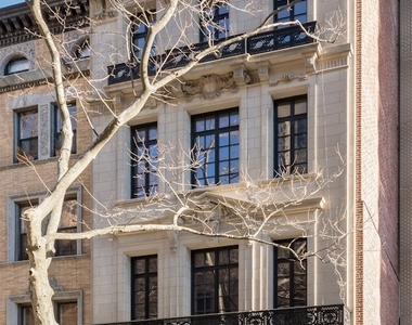 15 W 68th Street - Photo Thumbnail 6