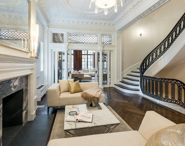 15 W 68th Street - Photo Thumbnail 1