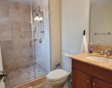1701 Locust Street - Photo Thumbnail 8