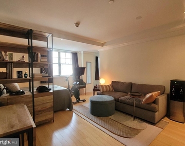 1701 Locust Street - Photo Thumbnail 3