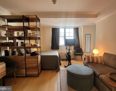 1701 Locust Street - Photo Thumbnail 1