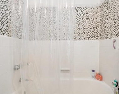 2031 Locust Street - Photo Thumbnail 11