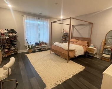 4007 Ridge - Photo Thumbnail 11