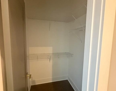 581 Jamestown - Photo Thumbnail 19