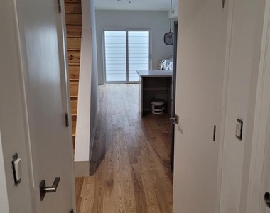223 E Girard Avenue - Photo Thumbnail 3