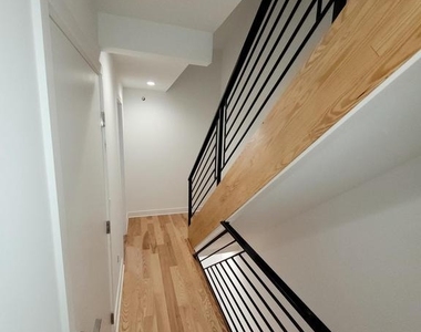 223 E Girard Avenue - Photo Thumbnail 23