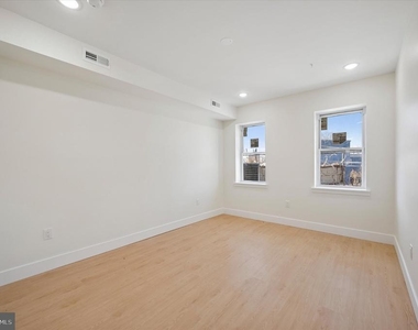 4212-16 Lancaster Avenue - Photo Thumbnail 1