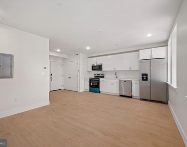 4212-16 Lancaster Avenue - Photo Thumbnail 6