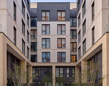 1099 Germantown Ave - Photo Thumbnail 4