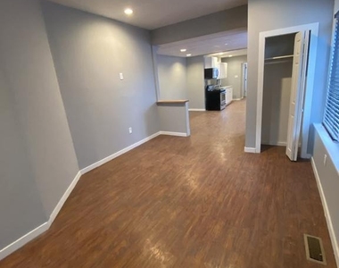 6534 Torresdale Avenue - Photo Thumbnail 5