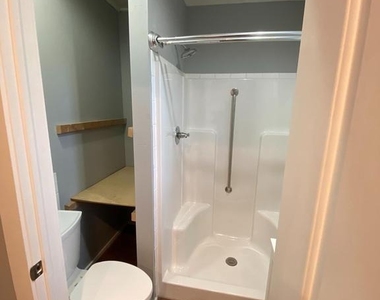 6534 Torresdale Avenue - Photo Thumbnail 7