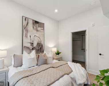 20 W Allens Lane - Photo Thumbnail 9
