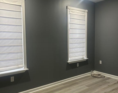 2417 S Rosewood Street - Photo Thumbnail 23
