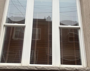 2417 S Rosewood Street - Photo Thumbnail 2
