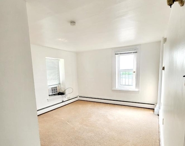 516 Franklin Avenue - Photo Thumbnail 2