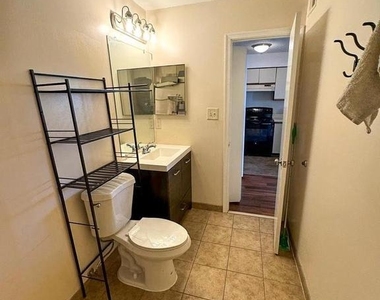 14111 William Street - Photo Thumbnail 9