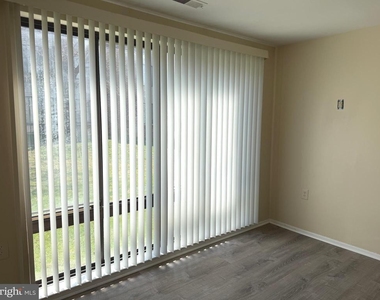 18131 Chalet Drive - Photo Thumbnail 38
