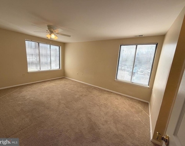 18131 Chalet Drive - Photo Thumbnail 24