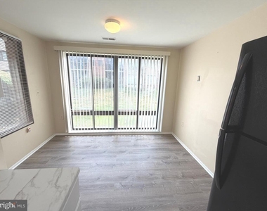 18131 Chalet Drive - Photo Thumbnail 13