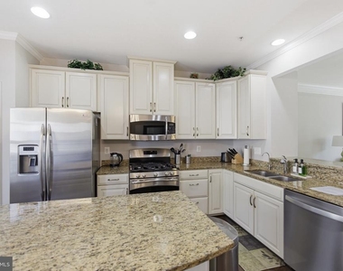 7549 Hearthside Way - Photo Thumbnail 15