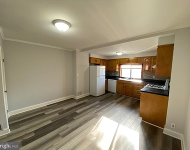 338 Gusryan Street - Photo Thumbnail 5