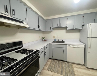 2570 Riva Road - Photo Thumbnail 6