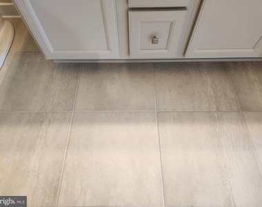 377 Waterside Square - Photo Thumbnail 13