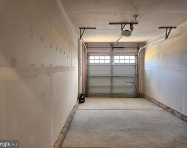 377 Waterside Square - Photo Thumbnail 28