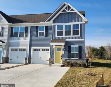 377 Waterside Square - Photo Thumbnail 17