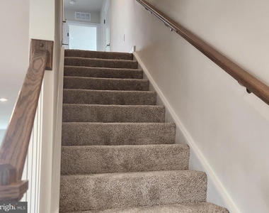 377 Waterside Square - Photo Thumbnail 7