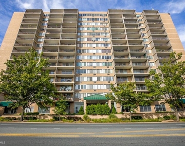 1401 Pennsylvania Avenue - Photo Thumbnail 1