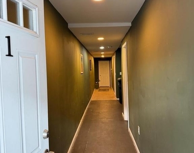1821 N Capitol Street Ne - Photo Thumbnail 3