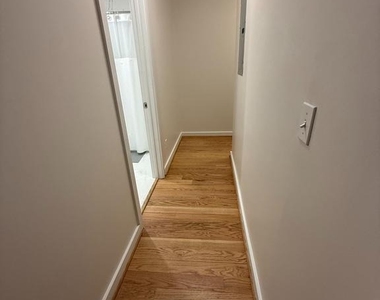 2009 Benning Road Ne - Photo Thumbnail 8
