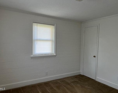 603 Maple Avenue - Photo Thumbnail 10