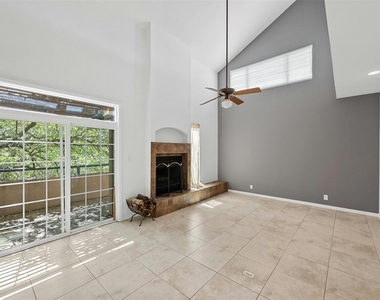1735 Spyglass Dr - Photo Thumbnail 2