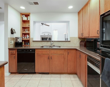 1735 Spyglass Dr - Photo Thumbnail 3