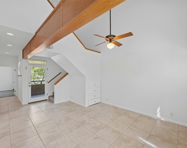 1735 Spyglass Dr - Photo Thumbnail 8