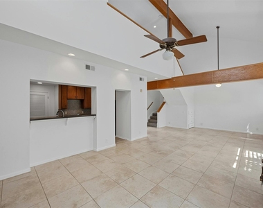 1735 Spyglass Dr - Photo Thumbnail 10