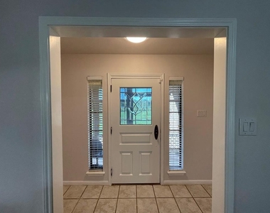 5001 Blue Bluff Rd - Photo Thumbnail 1