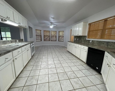 5001 Blue Bluff Rd - Photo Thumbnail 6