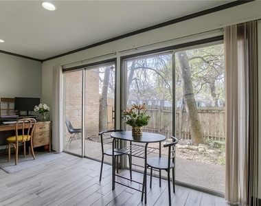 620 S 1st St - Photo Thumbnail 6