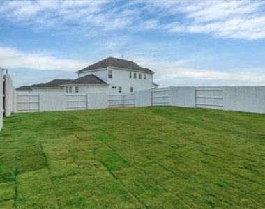 116 Honeybee Ln - Photo Thumbnail 34