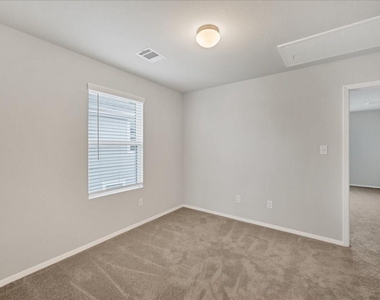 116 Honeybee Ln - Photo Thumbnail 19