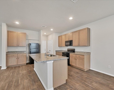 116 Honeybee Ln - Photo Thumbnail 8