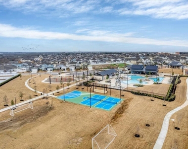 116 Honeybee Ln - Photo Thumbnail 39