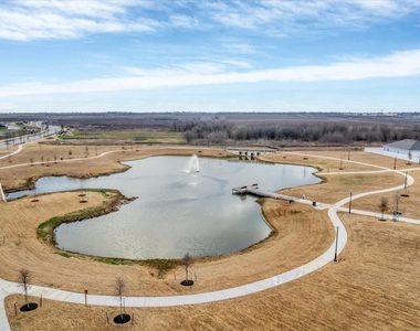 116 Honeybee Ln - Photo Thumbnail 35
