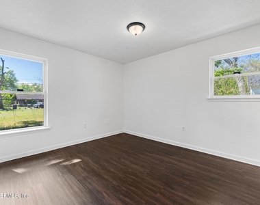1470 Windle Street - Photo Thumbnail 13