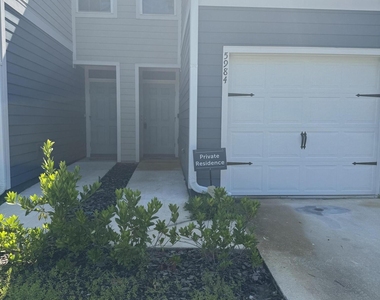 5984 Creekside Crossing Drive - Photo Thumbnail 1
